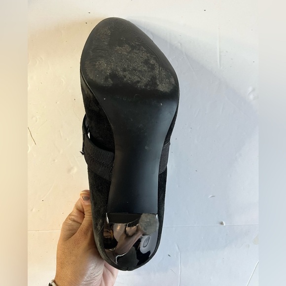 Tahari Women’s Black Suede Mary Jane Heels | Style: Eva | Size 8.5M - Picture 11 of 14